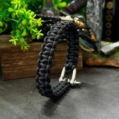 bracelet paracorde attache sécurisée