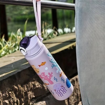 gourde enfant rose avec ganse