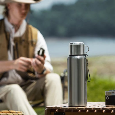 gourde isotherme inox en plain air