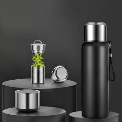 Gourde isotherme noire présentation