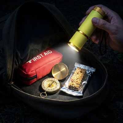lampe de poche compacte situations d'urgence