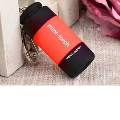 lampe de poche rechargeable modèle rouge 