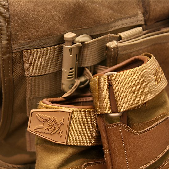 Mousquetons molle beige