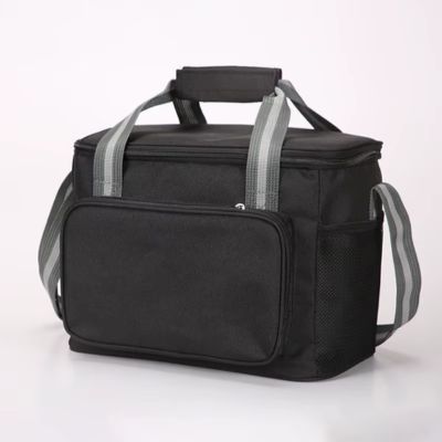 Sac isotherme noir quinze litres
