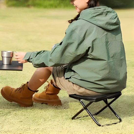 Tabouret pliable confortable en tissus