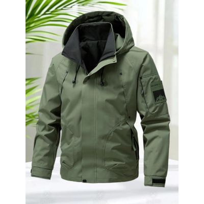veste imperméable ton vert
